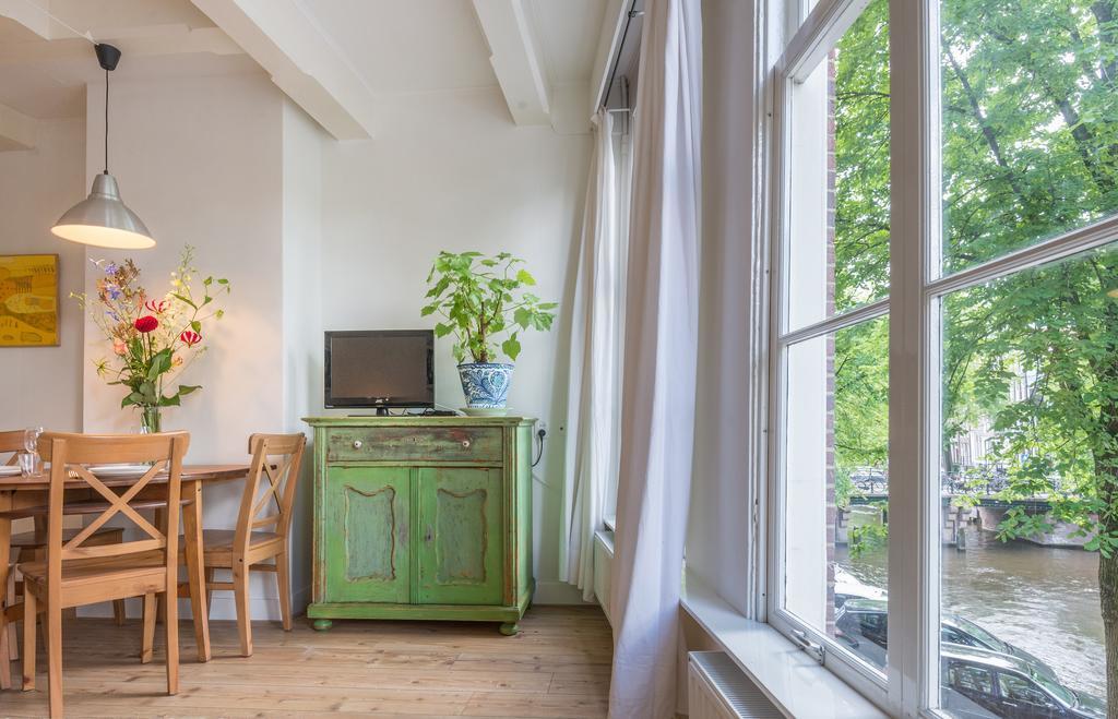 Canal View Amsterdam Apartment Bagian luar foto